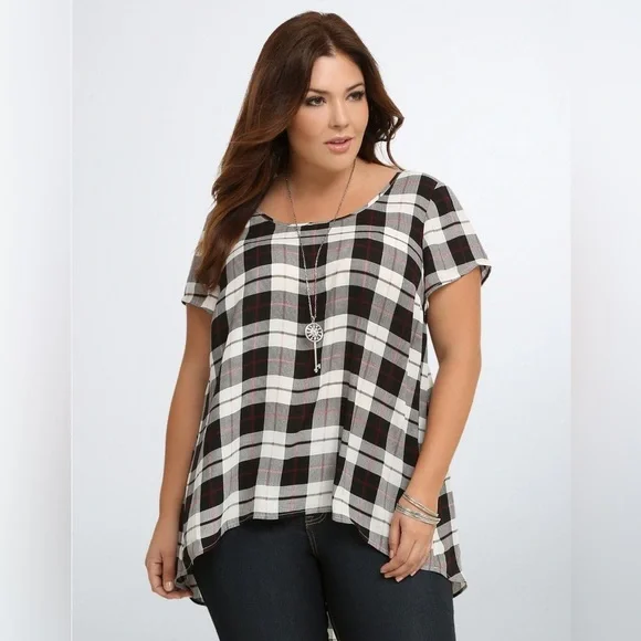 Torrid Black and White Plaid Top - Picture 1 of 7